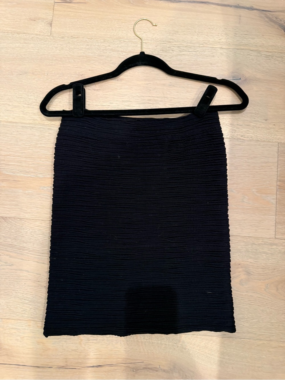 Black Rouched Textured Pencil Skirt - Women's Classic skirt size m/l